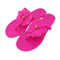Hot sale luxury ladies slippers jelly flat flower flip flops beach sandals ladies jelly sandals