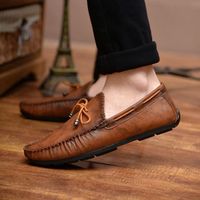 Leather Men's Casual Shoes Fashion Sneakers Handmade Men's Loafers Moccasin Shoes Breathable Slip On Boat Shoes