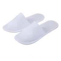 Factory direct sales, modern design with custom logo, luxury hotel slippers available black white