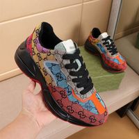 Wholesale men's leather low top sports shoes fashion running shoes