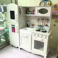 High-level children's simulation kitchen to practice practical skills