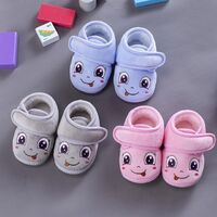 Latest fashion little boy walking winter fur shoes