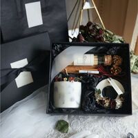 Private Label Luxury Scented Candle Gift Set Decorative Soy Wax with Dried Flowers