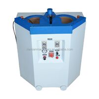 Pneumatic pressurized air bag bottom pressing machine