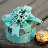 Personalized color round wedding gift box