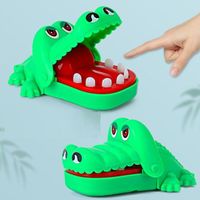 Wholesale Creative Animal Alligator Mouth Dentist Bite Finger Game Children Play Funny Prank Party Toys
