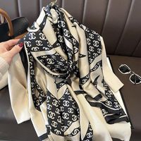 Women's Imitation Silk Long Scarf Fashion Designer Scarf Lightweight Scarf Bandana Printed Sunscreen Beach Scarf