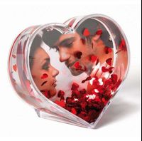 Heart Shaped Plastic Photo Frame Wedding Souvenir Gift Snowball with Glitter Heart Snowflake