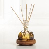 Luxurious custom reed diffuser with stick wood flower base liquid air aromatherapy home aromatherapy 50ml reed diffuser with lid