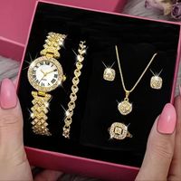 New Luxury Full Diamond Bracelet Watch Set Ladies Quartz Watch Slim Five Piece Set