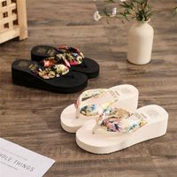 Summer casual beach slippers for women wholesale flip flops women's shoes sandals